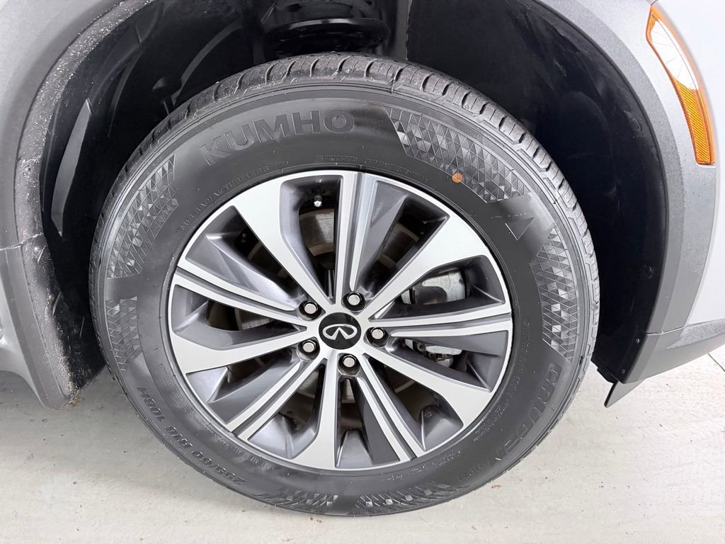 Certified 2023 INFINITI QX60 Pure FWD image 4