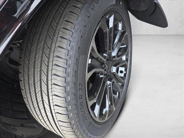 New 2026 Land Rover Defender 110 OCTA image 30