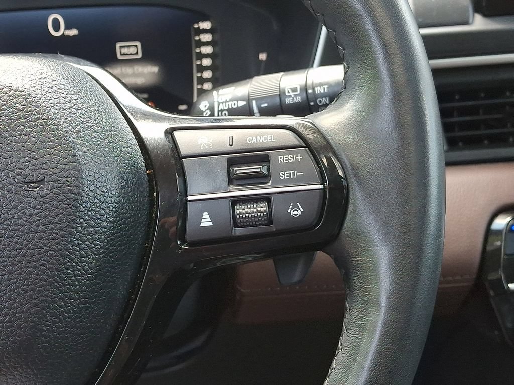 Used 2023 Honda Pilot Elite image 23
