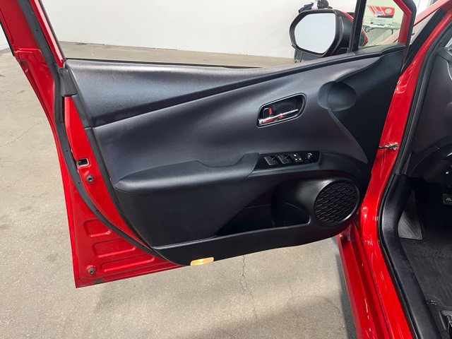 Used 2021 Toyota Prius Prime XLE FWD image 25