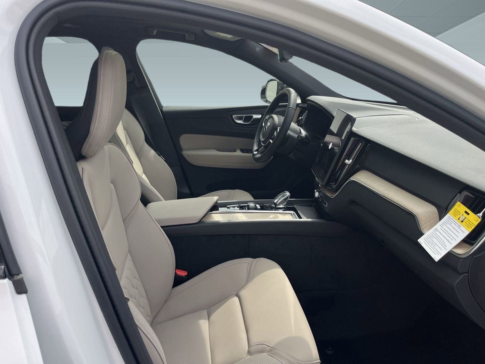 New 2026 Volvo XC60 B5 Plus w/ Protection Package Premier image 29