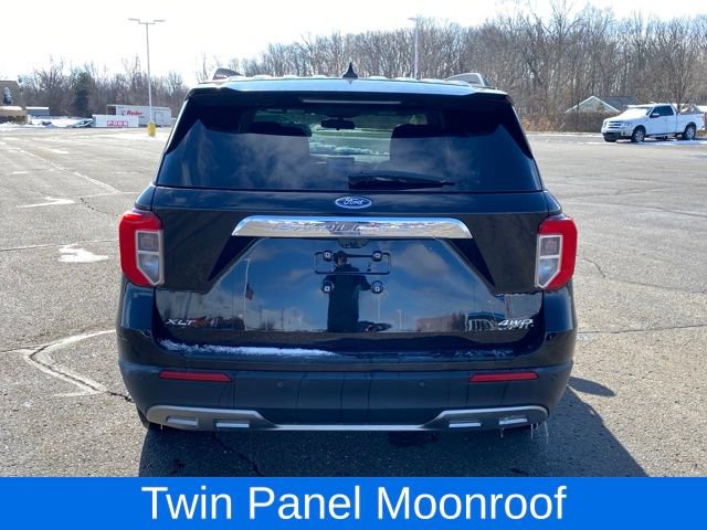 Used 2023 Ford Explorer XLT image 5