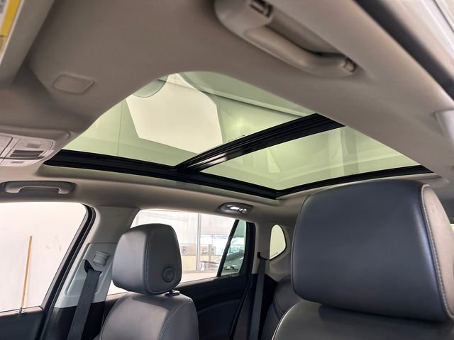 Used 2020 Buick Envision Essence w/ Experience Buick Package image 29