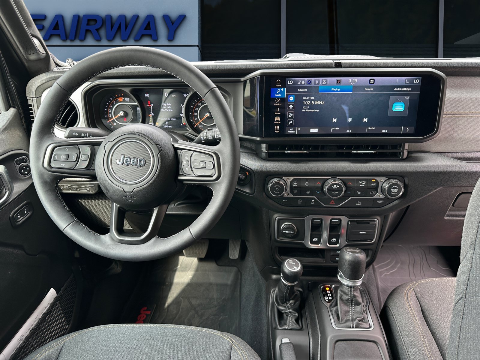 Used 2026 Jeep Wrangler Sport AWD/4WD image 15