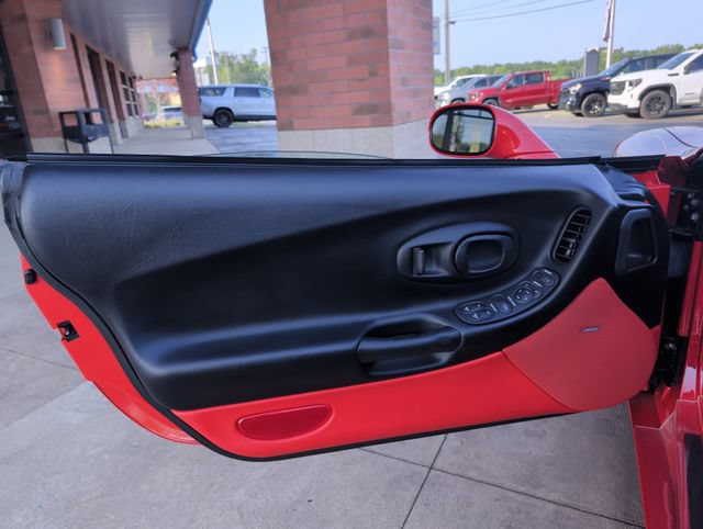 Used 2002 Chevrolet Corvette Z06 w/ Memory Pkg RWD image 12