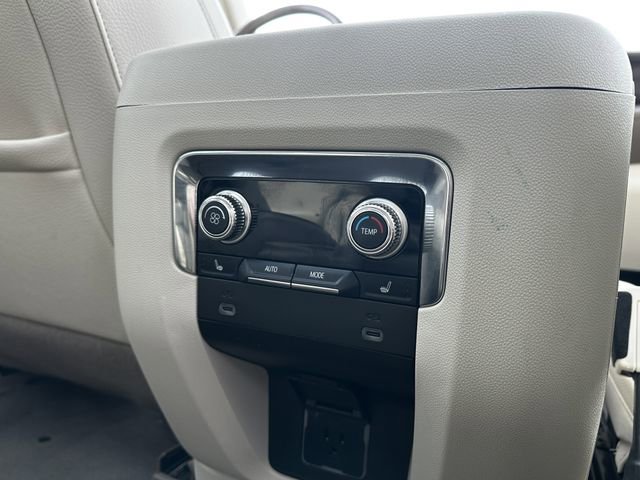 Used 2023 GMC Yukon Denali image 40