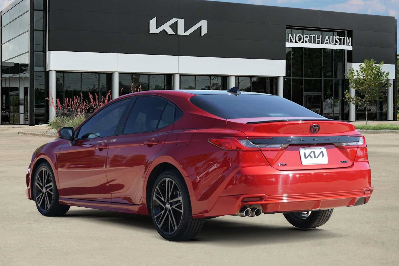 Used 2025 Toyota Camry XSE w/ Premium Package FWD image 4