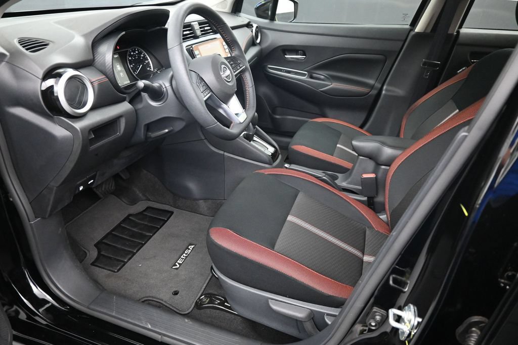 Certified 2025 Nissan Versa SR w/ Trunk Package FWD image 15