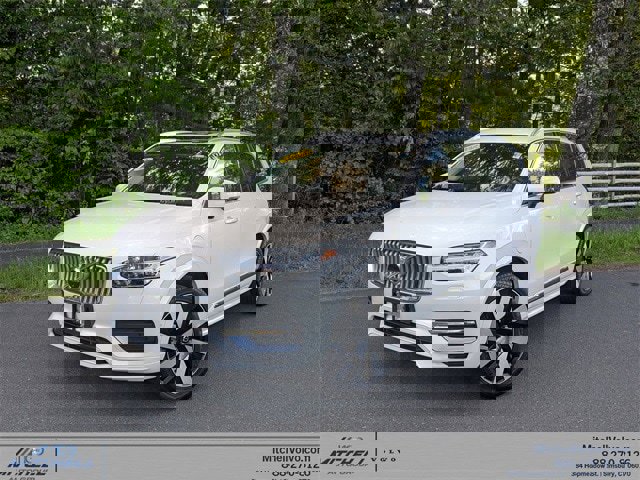 Certified 2023 Volvo XC90 T8 Ultimate w/ Lounge Package image 1