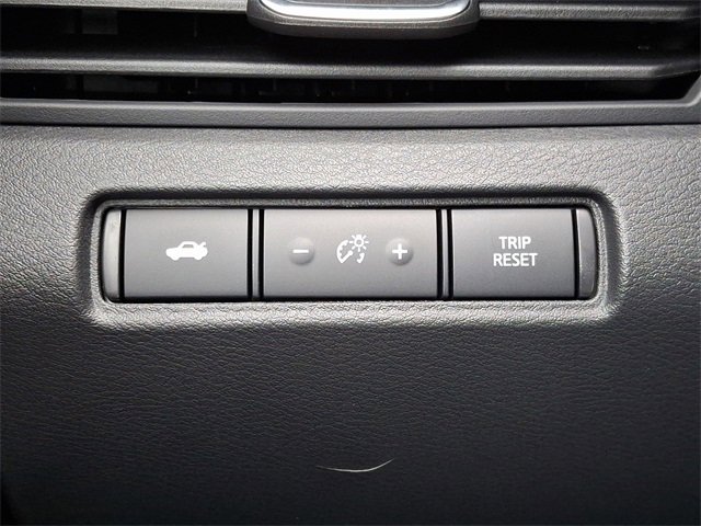 New 2025 Nissan Altima 2.5 SR image 17