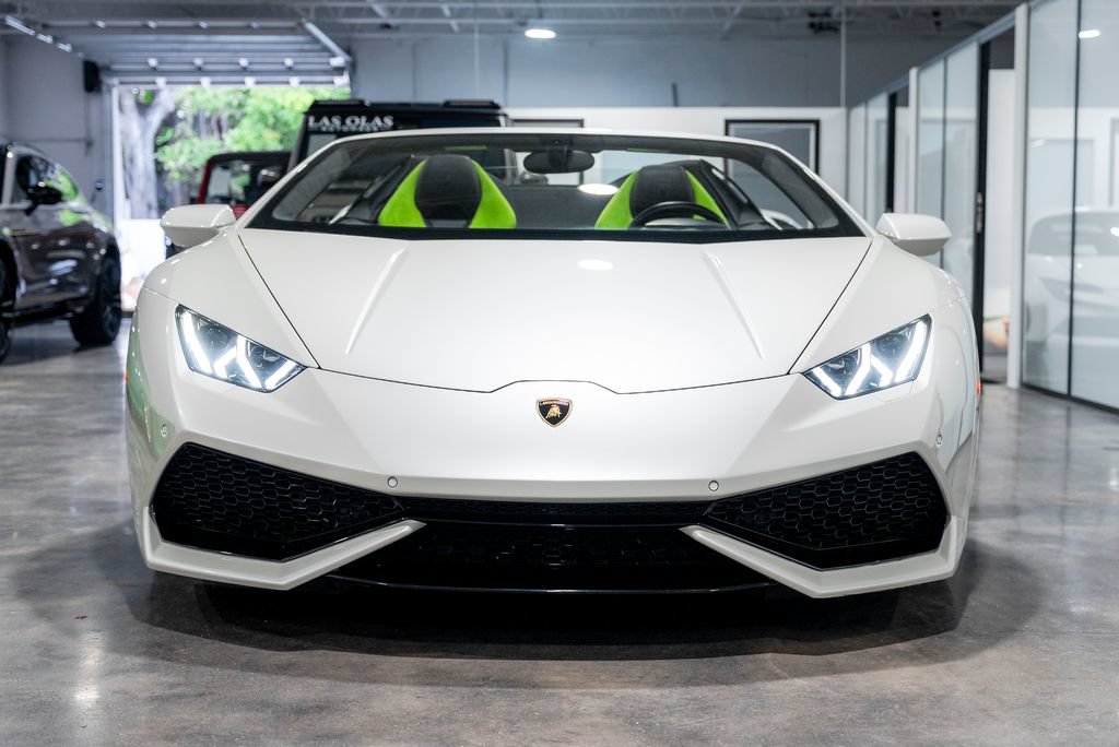 Used 2016 Lamborghini Huracan LP 610-4 AWD/4WD image 7