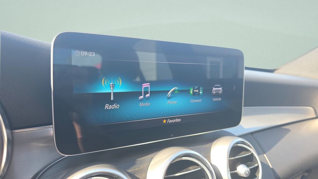 Used 2020 Mercedes-Benz C 300 Sedan image 19