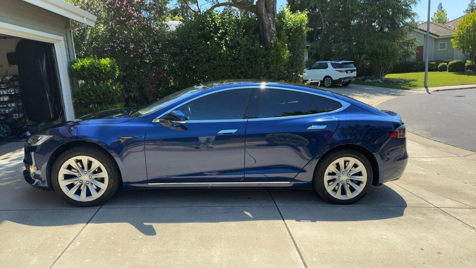 Used 2018 Tesla Model S 75D AWD/4WD image 6