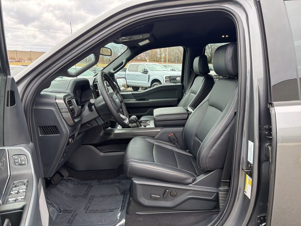 New 2025 Ford F150 Lariat w/ Equipment Group 501A Mid image 11