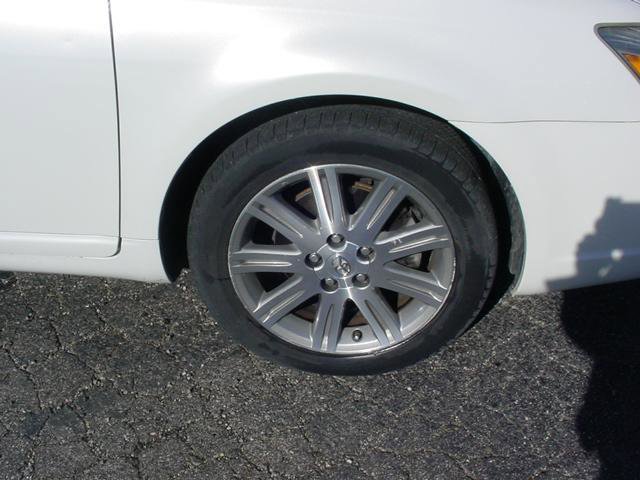 Used 2007 Toyota Avalon XL image 5