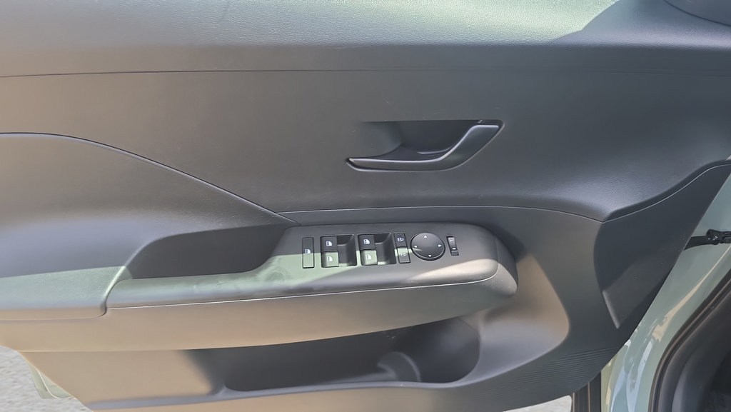 Certified 2026 Hyundai Kona SE AWD/4WD image 16