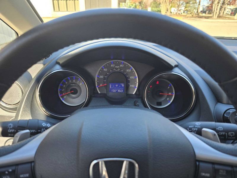 Used 2013 Honda Fit Sport image 19