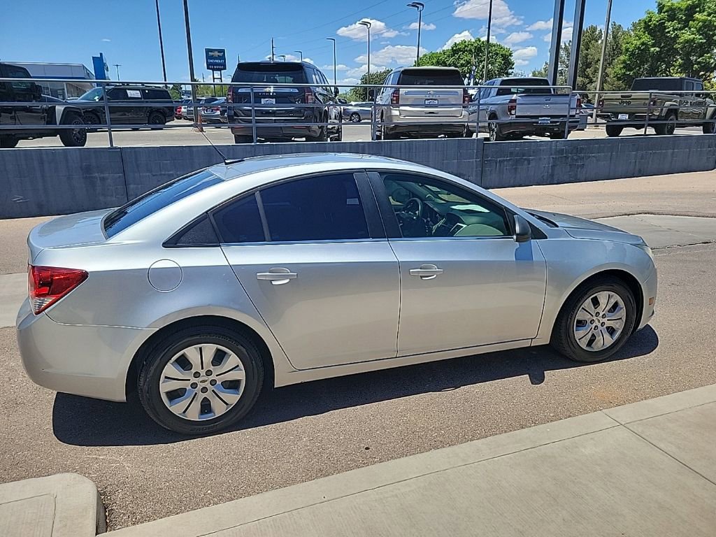 Used 2012 Chevrolet Cruze LS FWD image 8