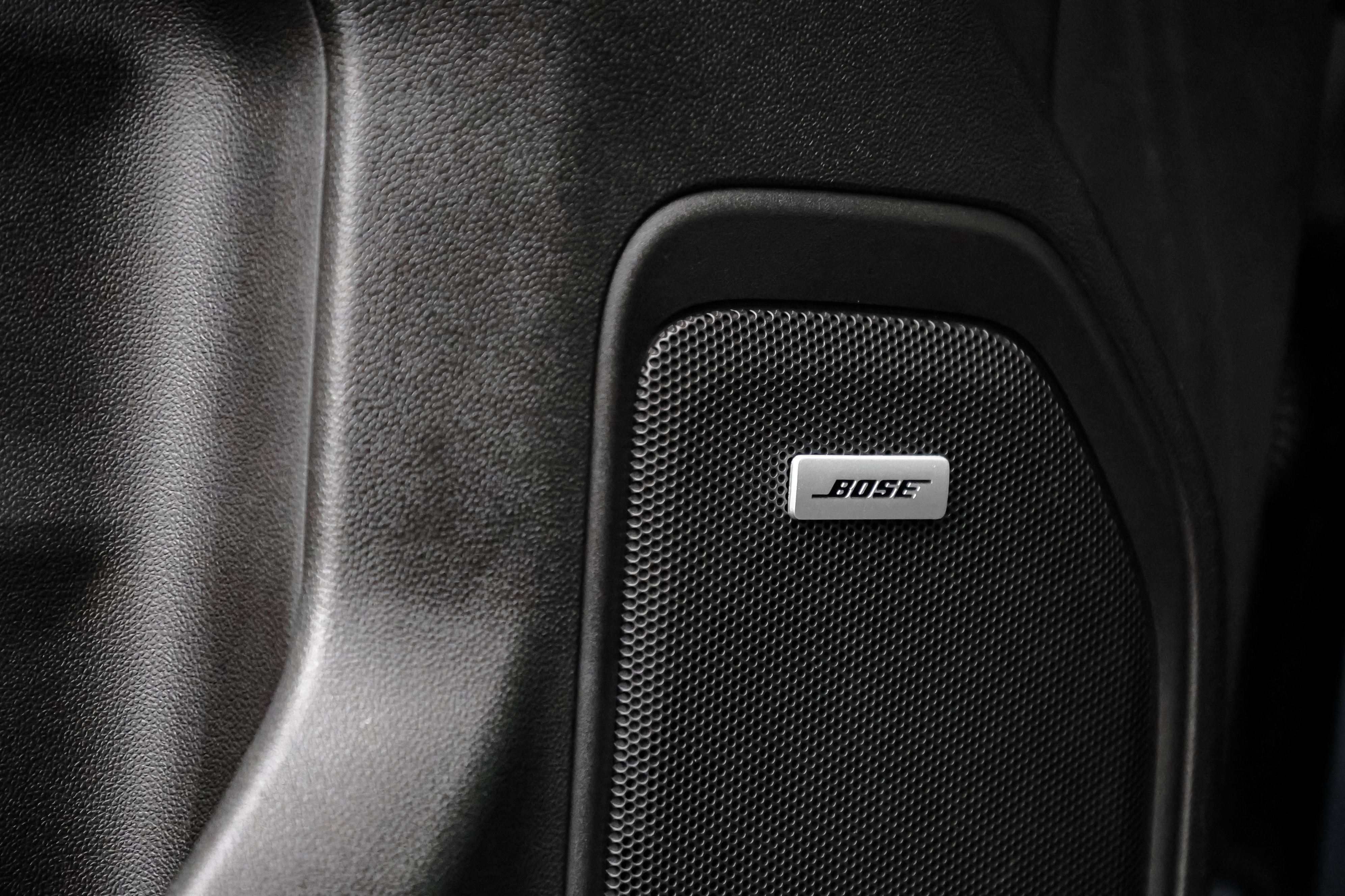 Used 2019 Chevrolet Silverado 1500 High Country w/ Technology Package image 20