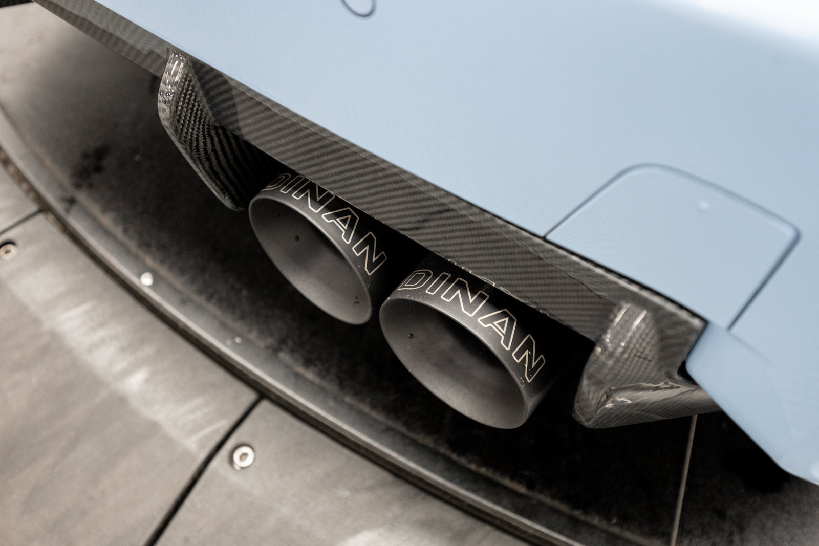 Used 2026 BMW M2 w/ Lighting Package RWD image 36