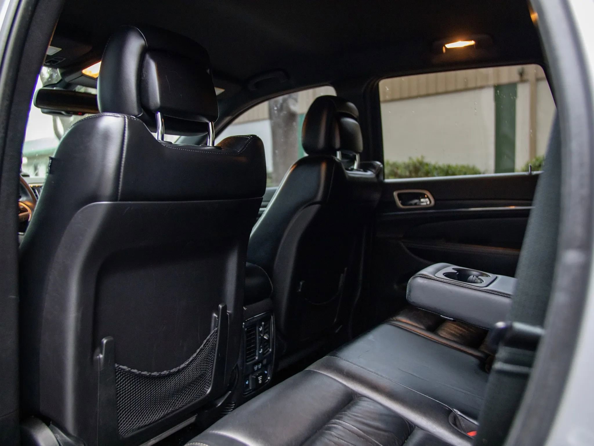 Used 2014 Jeep Grand Cherokee Limited image 26