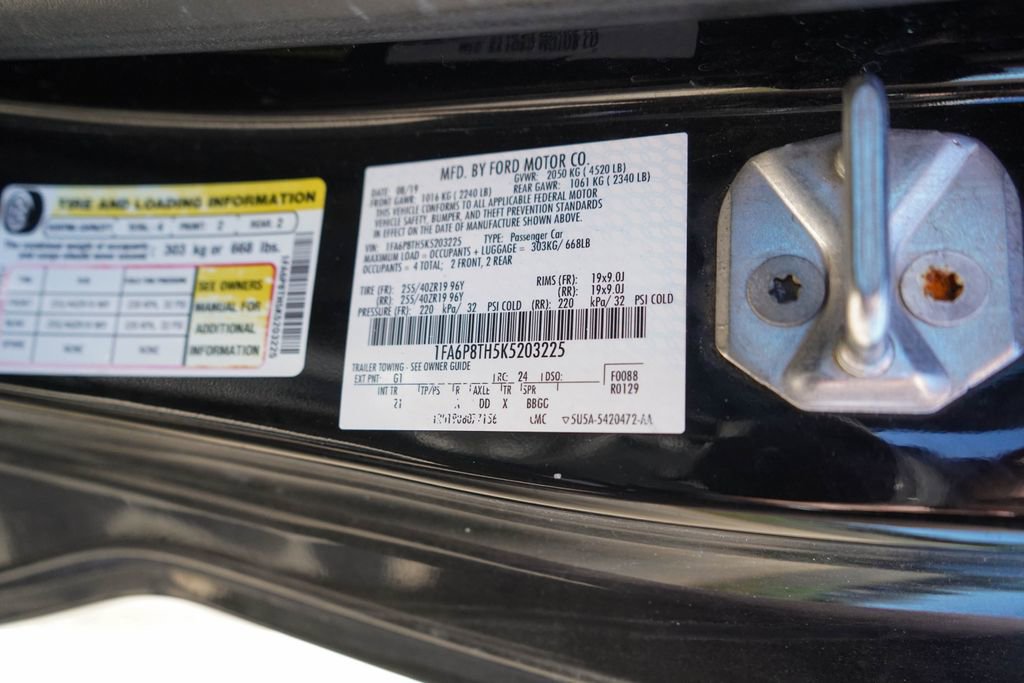 Used 2019 Ford Mustang EcoBoost w/ Ecoboost Performance Package image 40