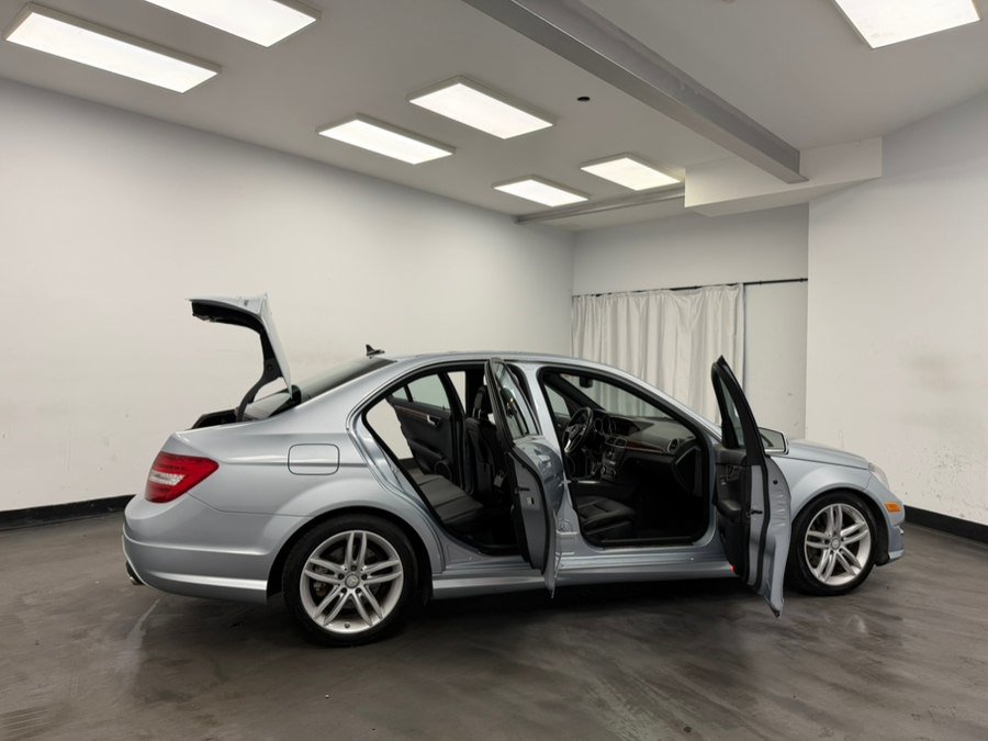 Used 2013 Mercedes-Benz C 300 4MATIC Sedan image 48