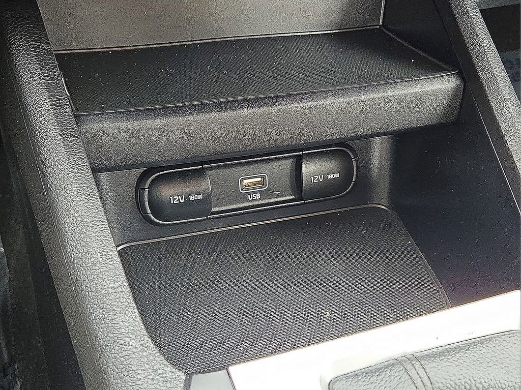 Used 2023 Kia Forte LXS image 26