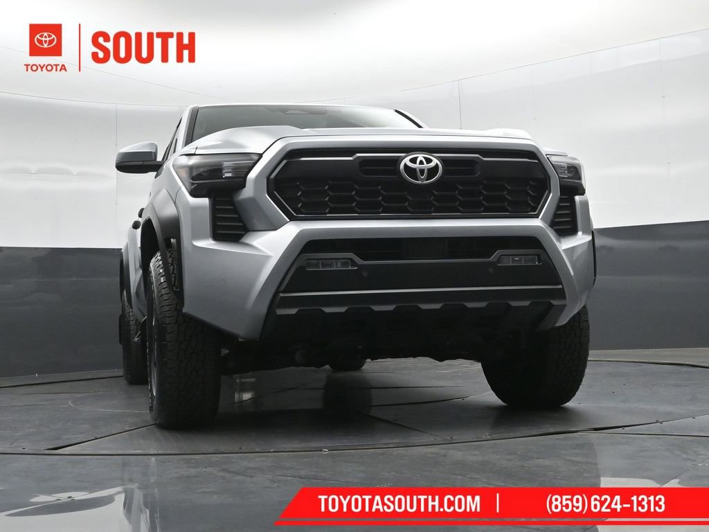 Used 2025 Toyota Tacoma TRD Off-Road w/ TRD Off Road Upgrade Package image 37