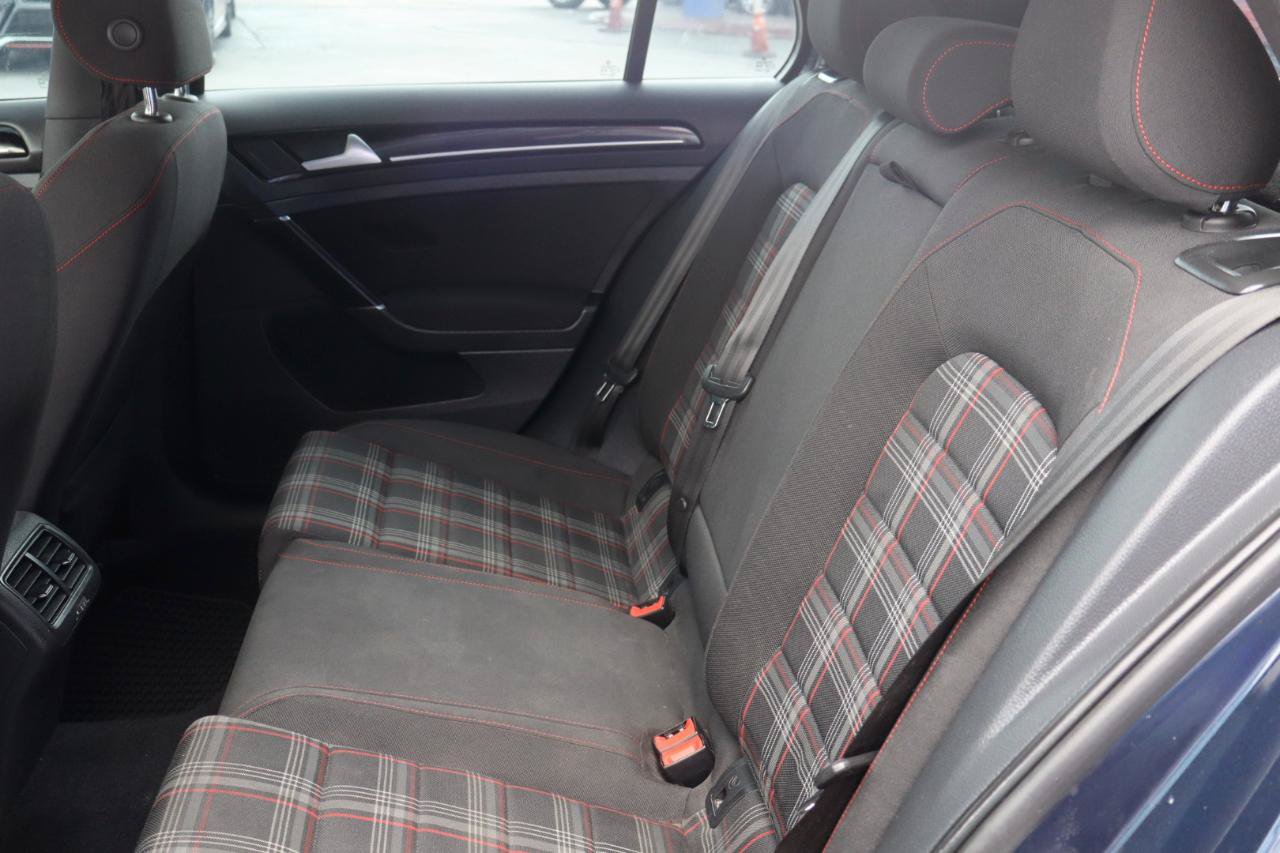 Used 2016 Volkswagen GTI SE FWD image 18