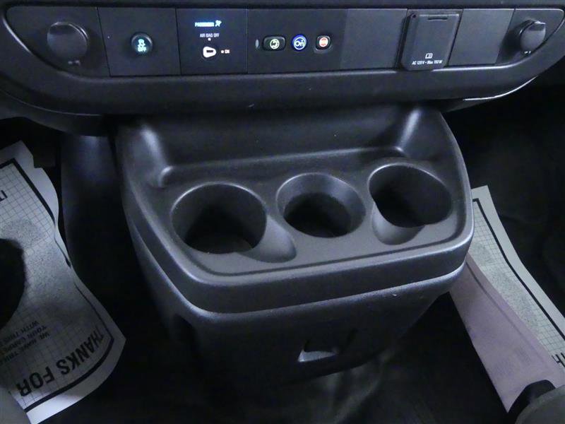 Used 2024 GMC Savana 2500 w/ Driver Convenience Package image 16