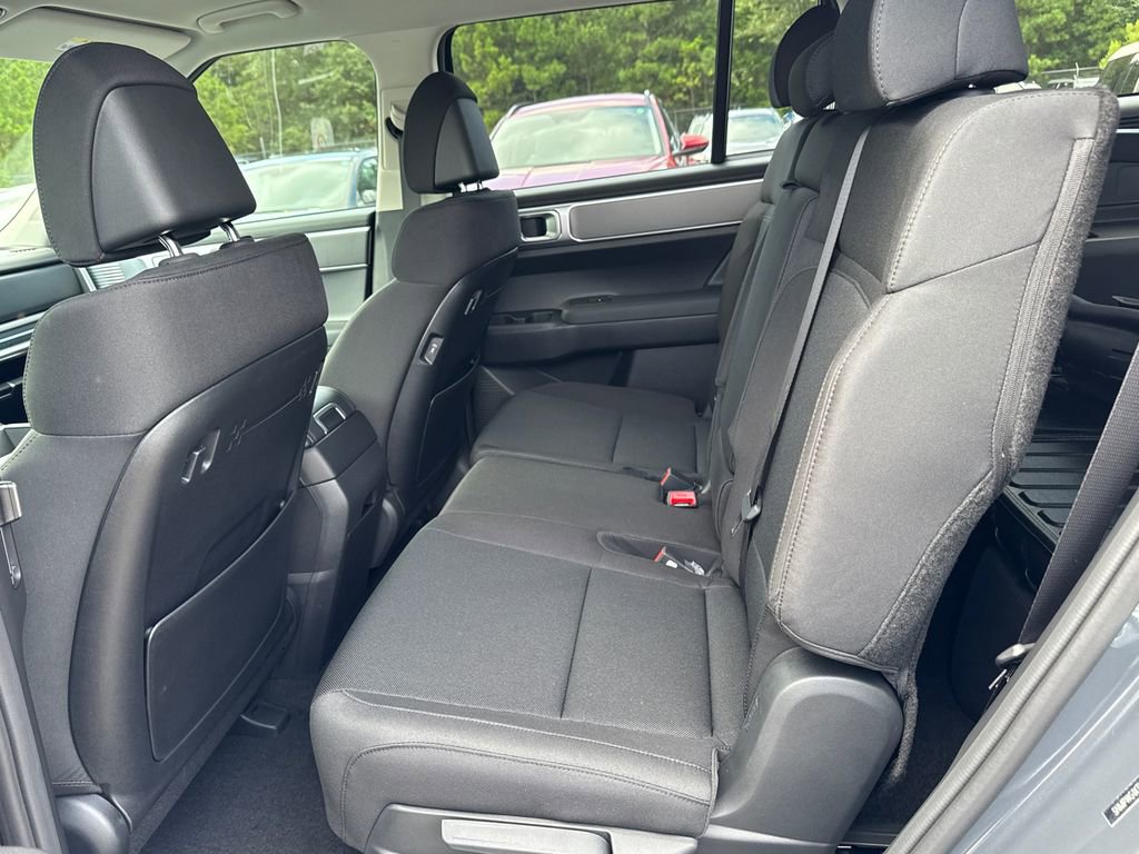 New 2026 Hyundai Santa Fe SE image 11