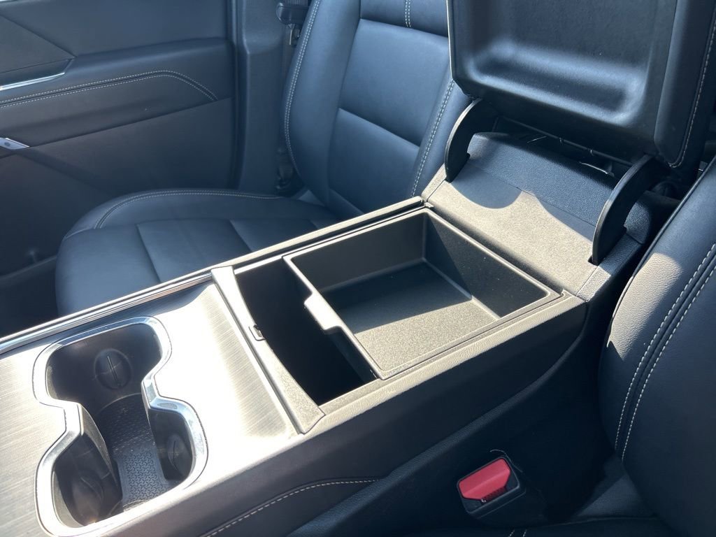 Used 2024 GMC Acadia Elevation image 35