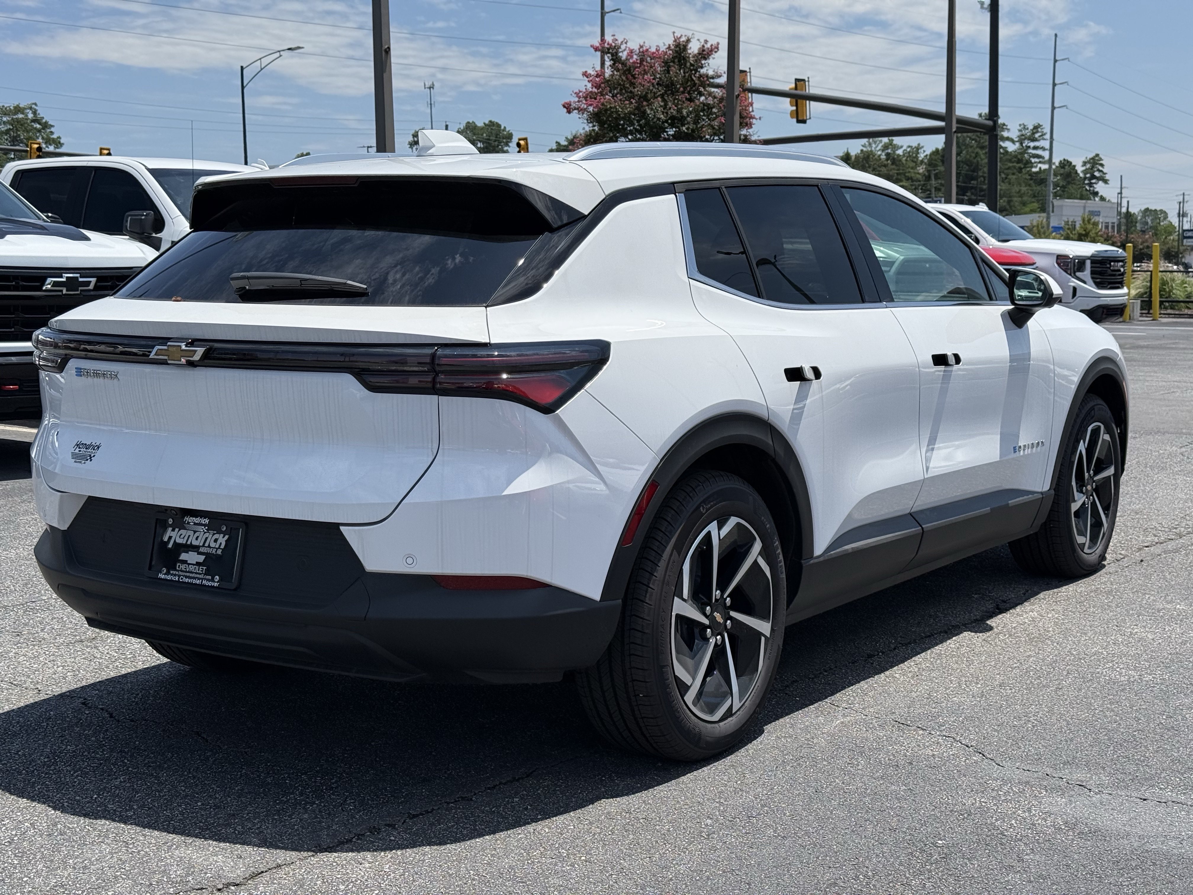New 2026 Chevrolet Equinox EV LT FWD image 10