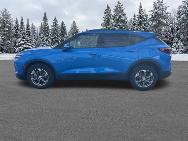 Used 2024 Chevrolet Blazer LT image 9