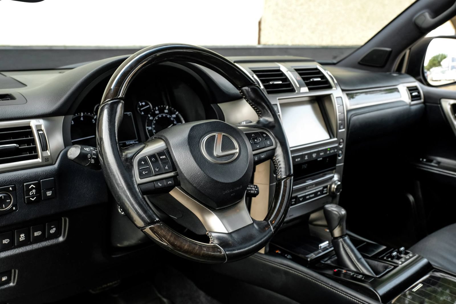 Used 2021 Lexus GX 460 Premium w/ Premium Package AWD/4WD image 21