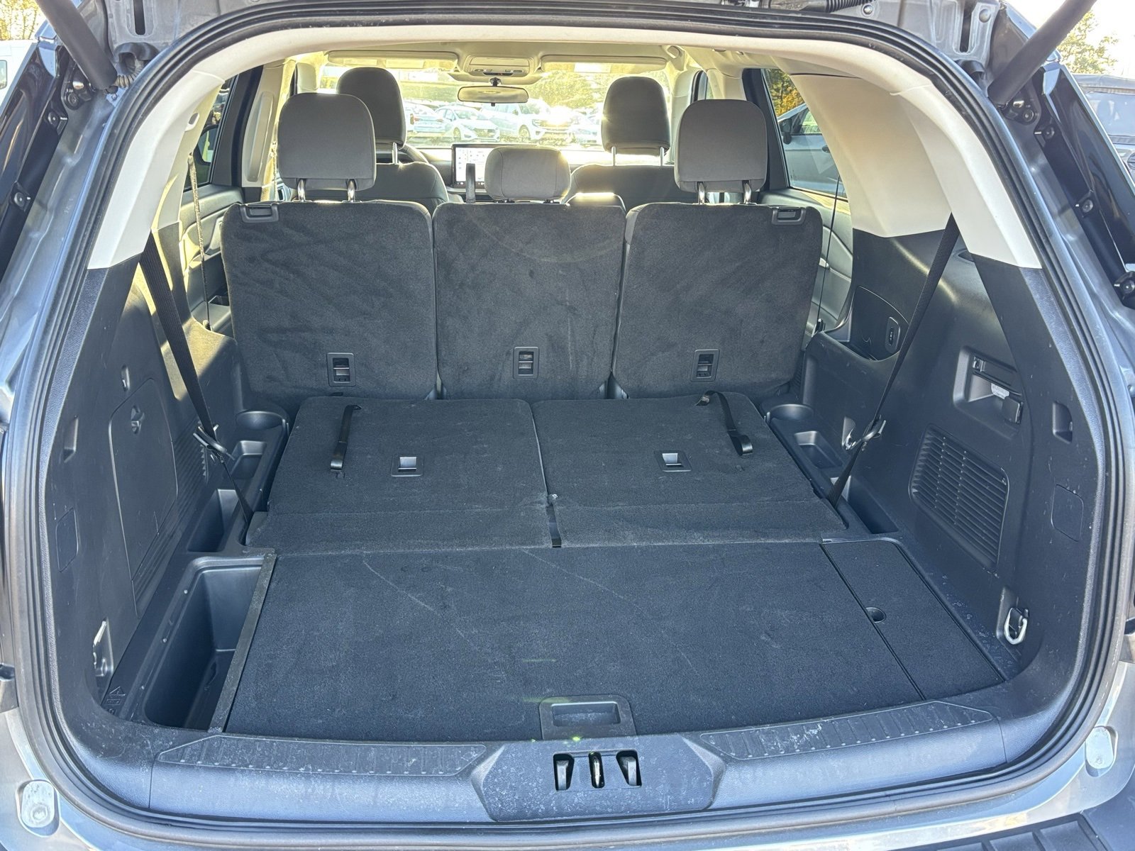 Used 2025 Ford Explorer Active image 22