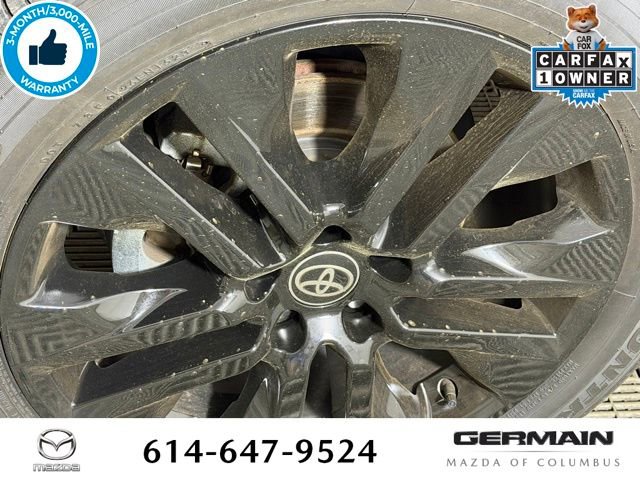 Used 2023 Toyota RAV4 XLE Premium AWD/4WD image 13