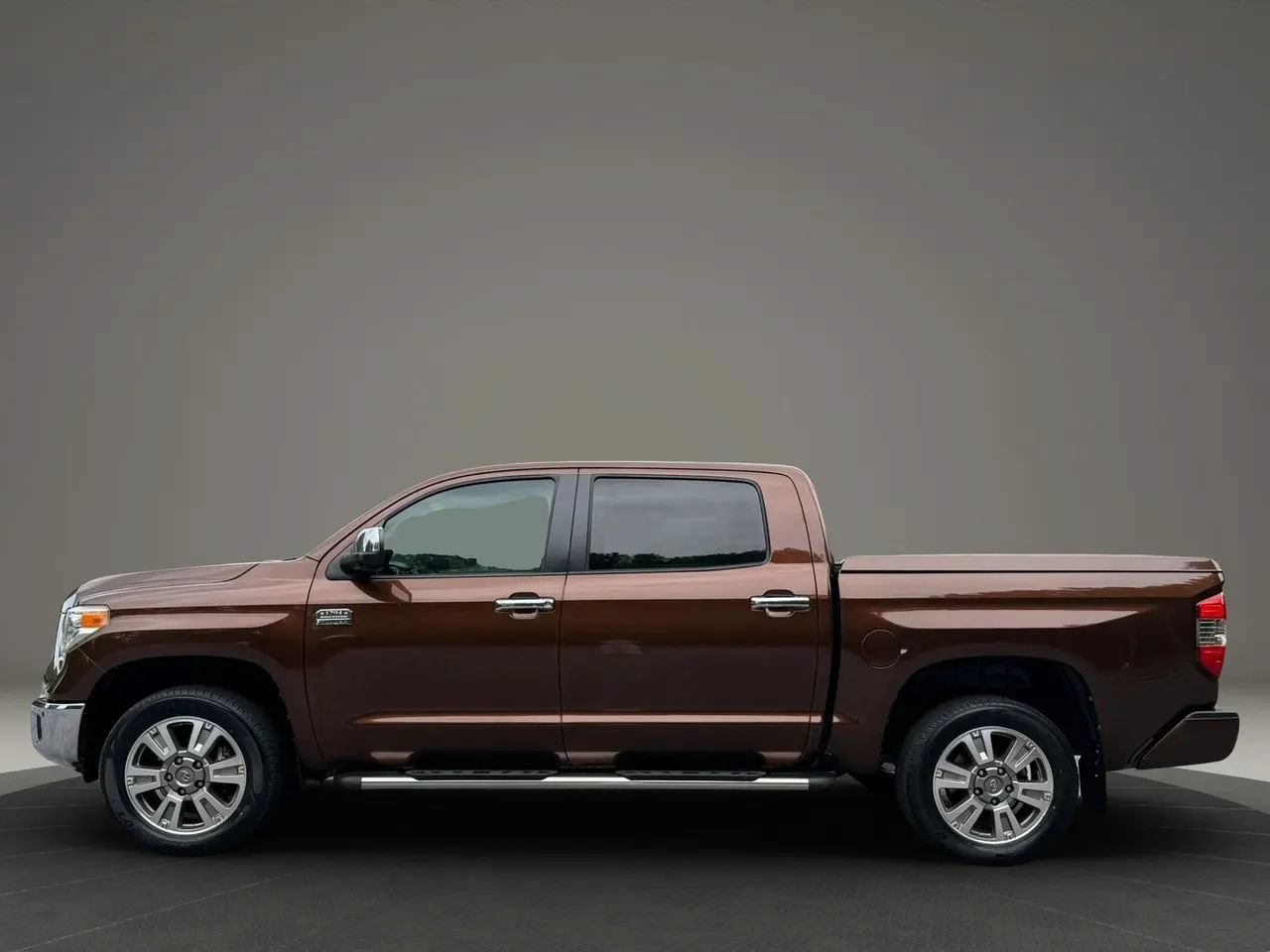 Used 2015 Toyota Tundra 1794 Edition AWD/4WD image 7