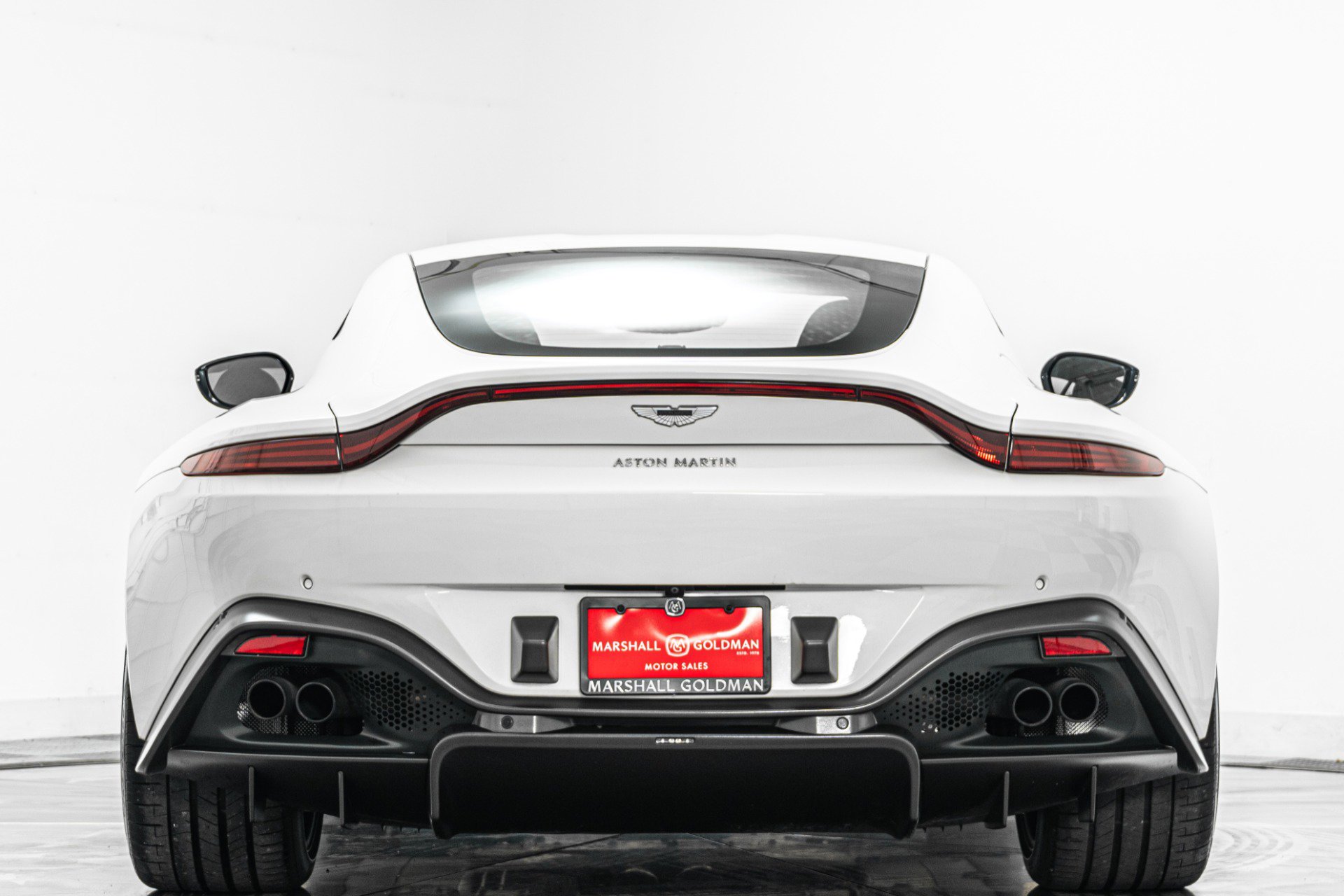 Used 2020 Aston Martin V8 Vantage Coupe RWD image 8