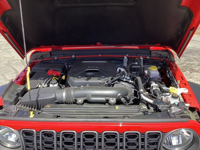 Certified 2025 Jeep Wrangler Unlimited Sport AWD/4WD image 16
