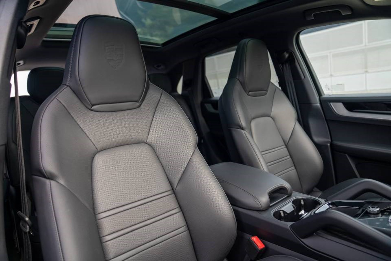 New 2026 Porsche Cayenne AWD/4WD image 27