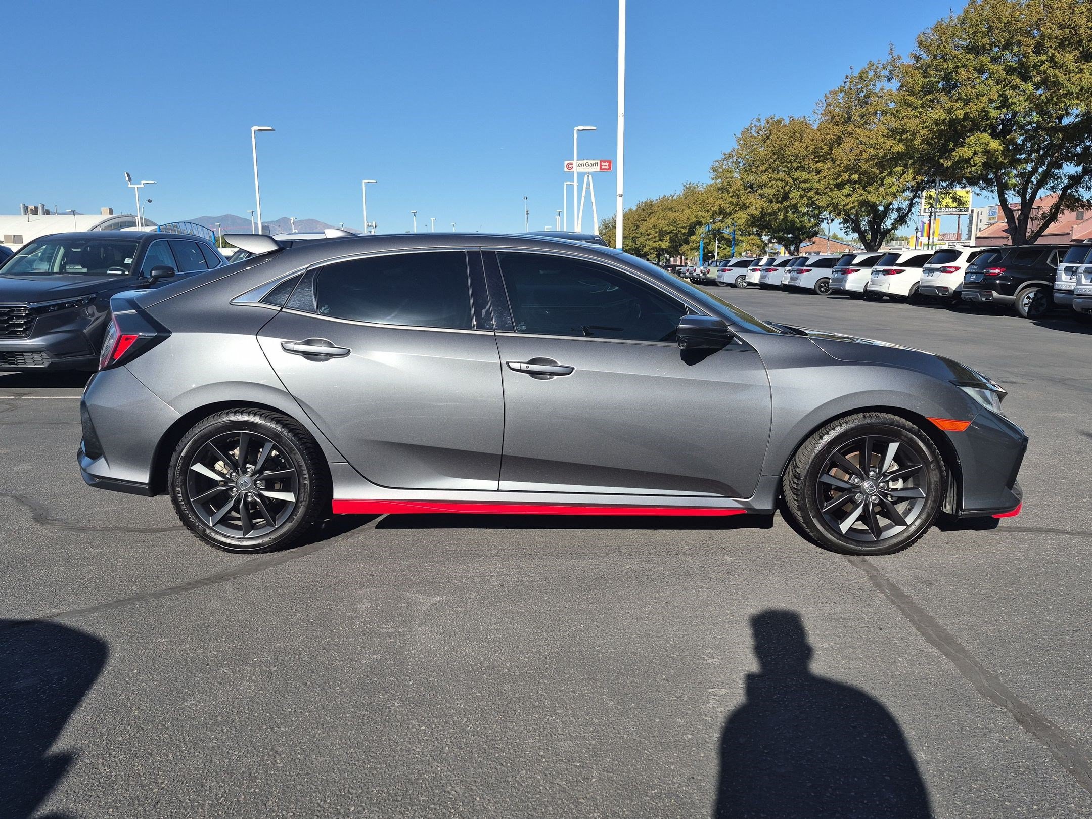 Used 2020 Honda Civic EX image 2