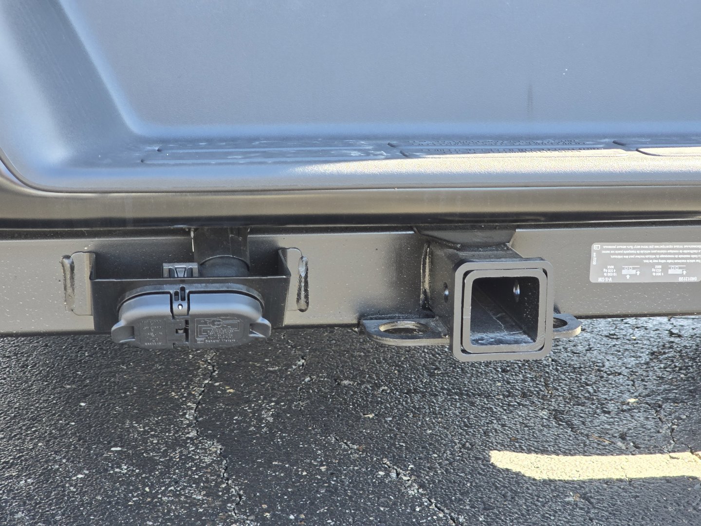 New 2026 Chevrolet Express 2500 w/ Driver Convenience Package RWD image 8