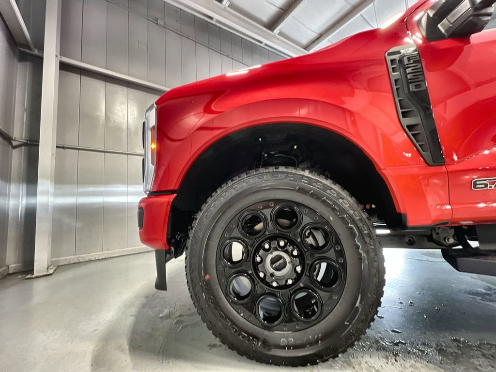 New 2025 Ford F250 XLT w/ Black Appearance Package image 40