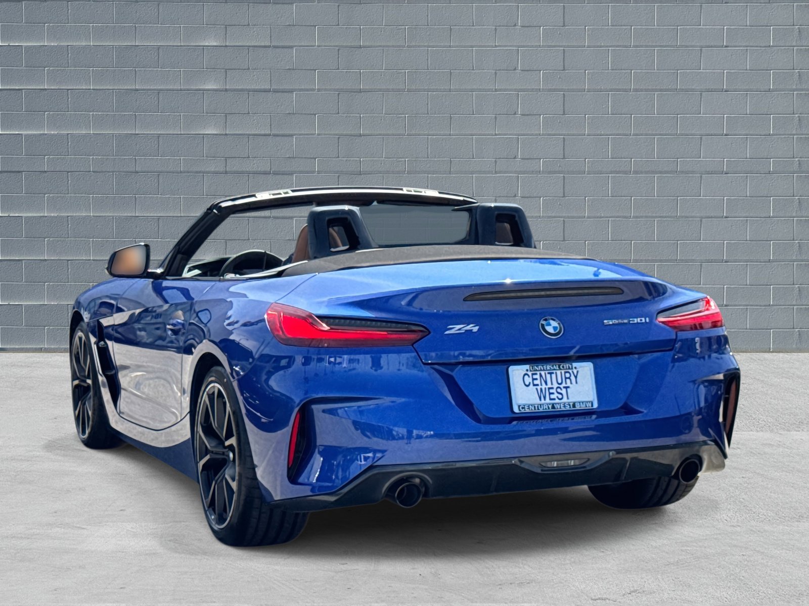 New 2026 BMW Z4 sDrive30i w/ Shadowloine Package image 3