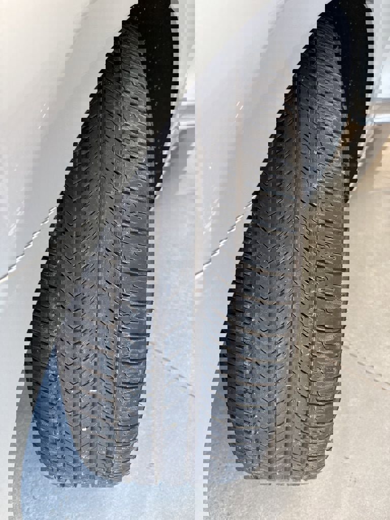 Used 2020 Kia K900 Luxury image 10