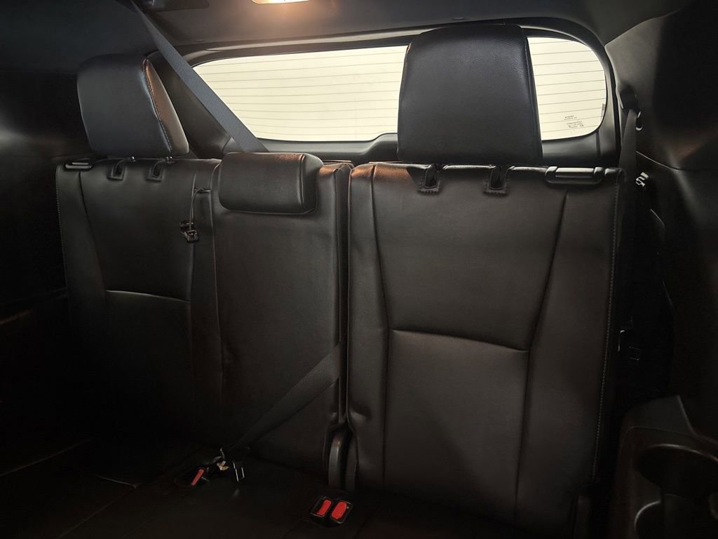 Used 2024 Toyota Highlander XSE image 15