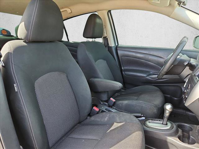 Used 2018 Nissan Versa SV FWD image 13