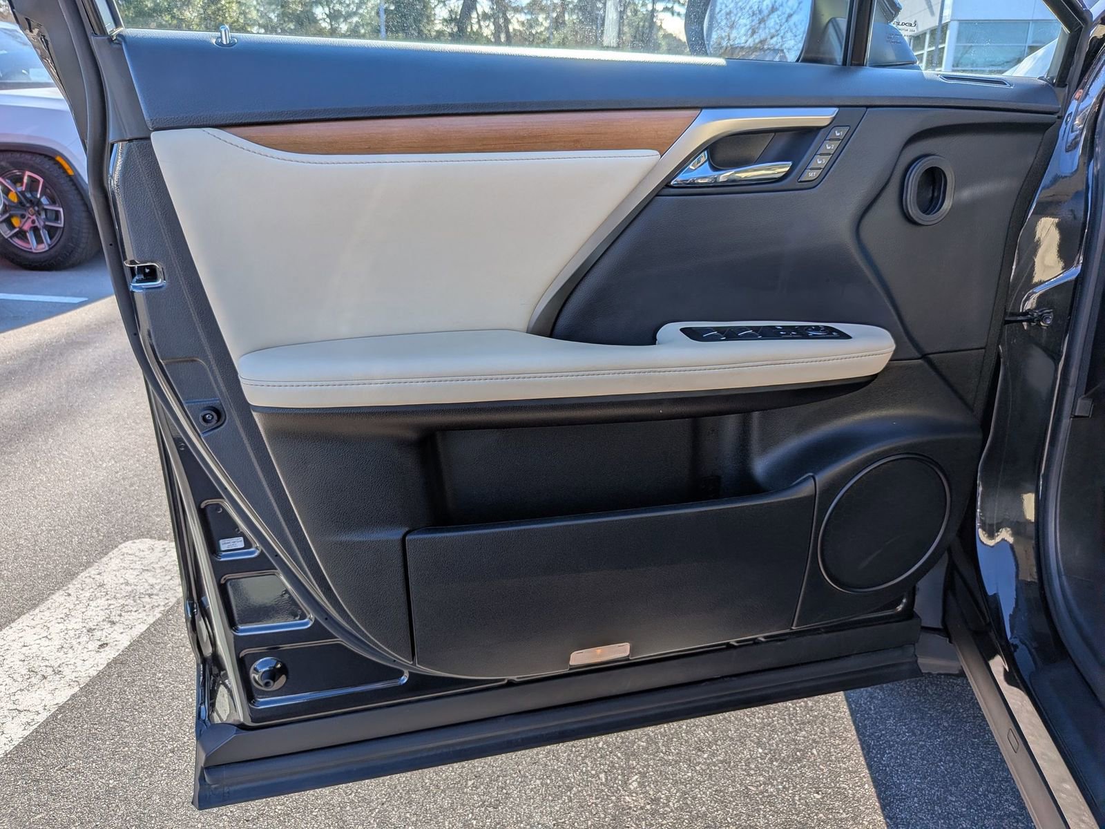 Used 2022 Lexus RX 350 FWD w/ Premium Package image 12